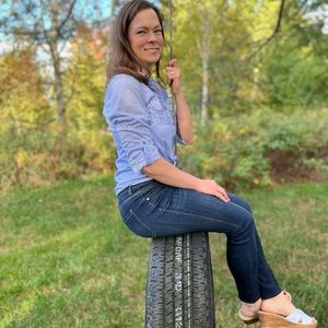 Meet your Posher, Emily